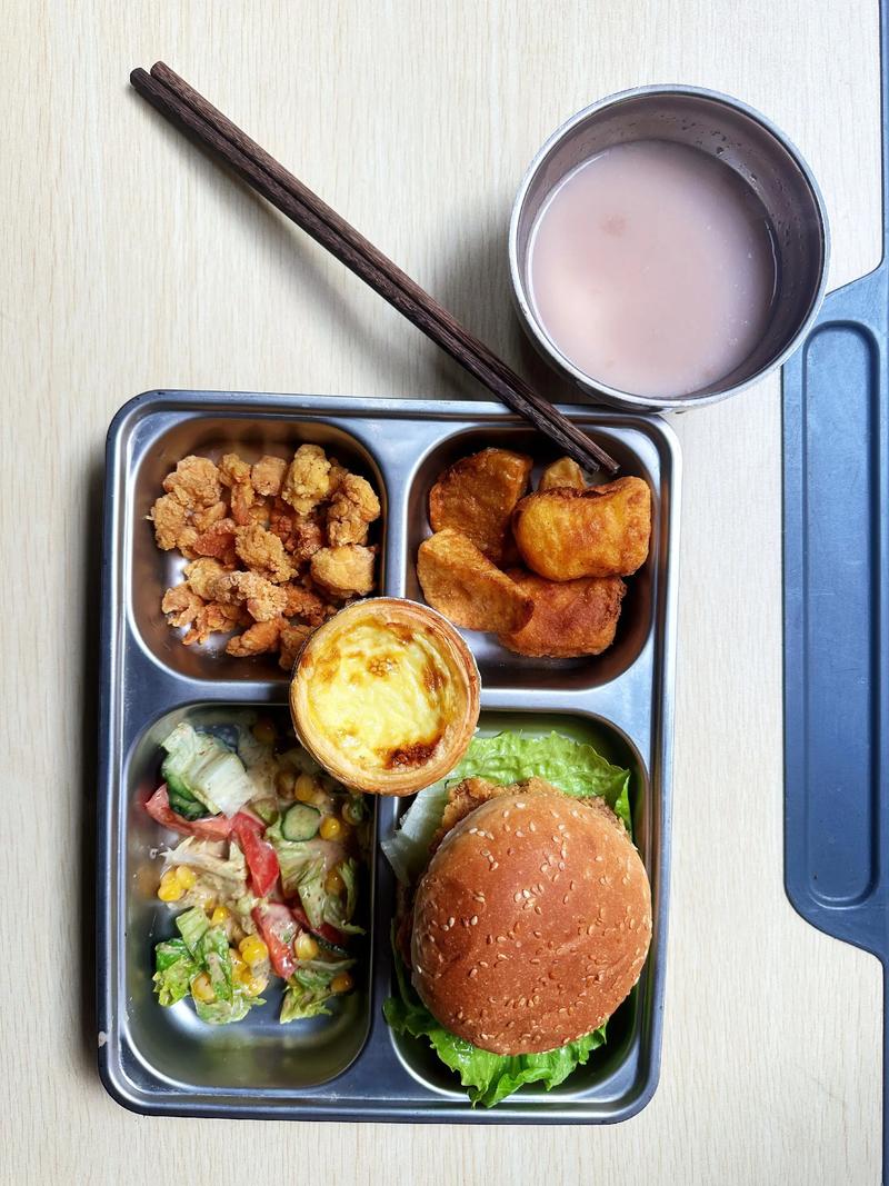 餐厅运营托管——让您的饮食行业绽放新光彩